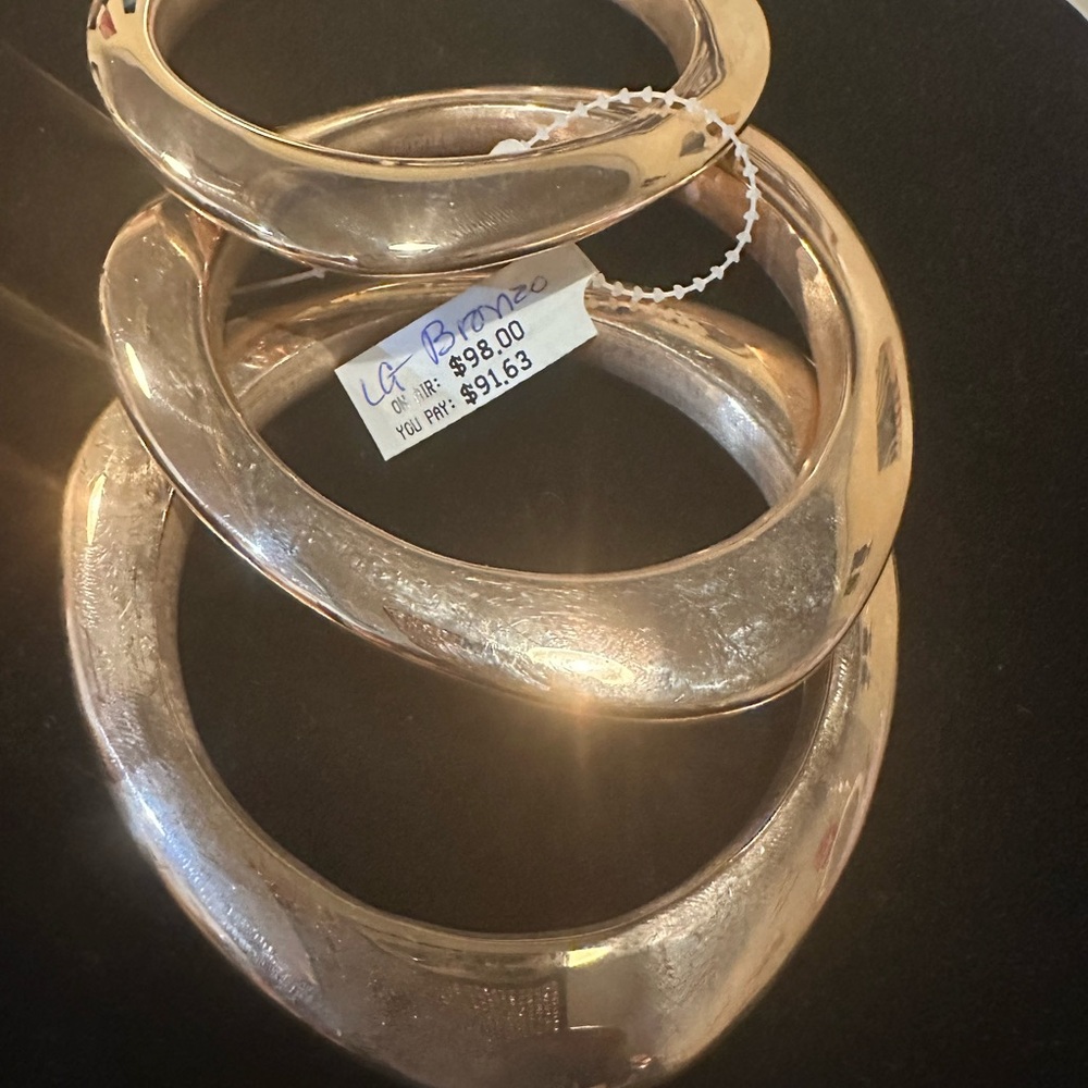 Chic Silver Bangle Set